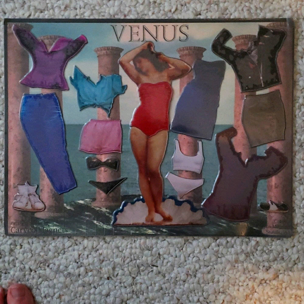 Caryco Venus Dress up magnet set Vintage 1993